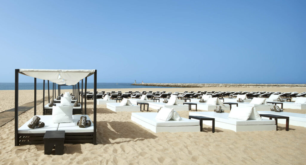 anantara_vilamoura_purobeachbeachfront_1920x1037.jpg