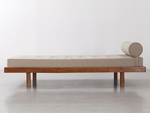 charlotte_perriand_bed.jpg